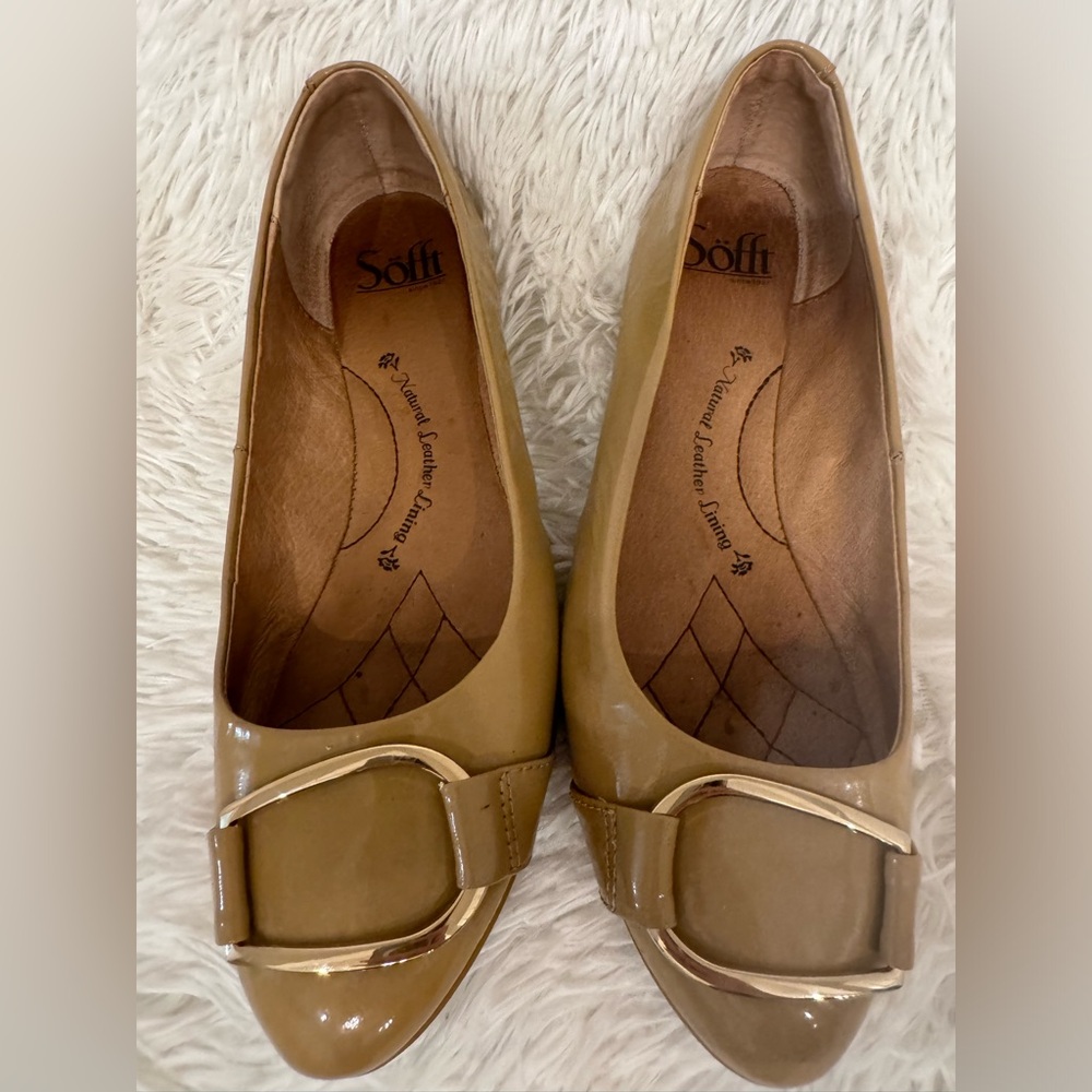 Sofft Patent Leather Tan Flats with Gold Buckles